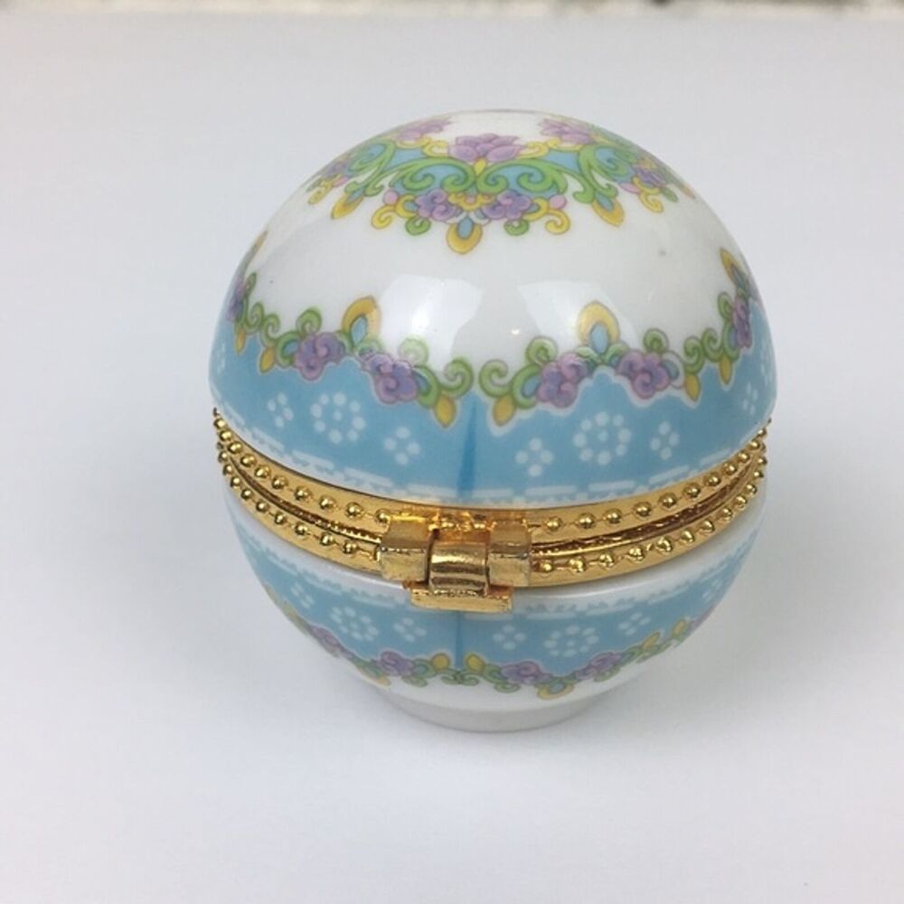 Vintage Trinket Jewelry Gift Box Round Floral‎ Cottagecore Romantic Grandmother